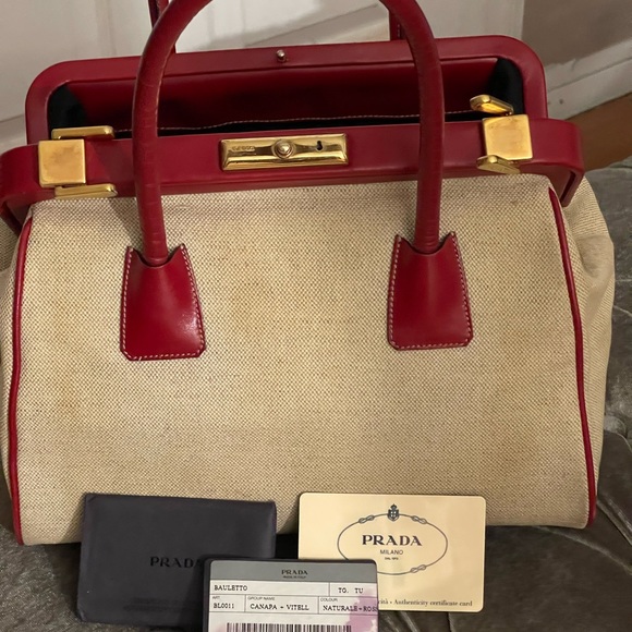 Authentic Prada bag - Picture 4 of 16